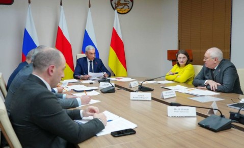 ������ �������-������������� ��������� �������� ������ � ����� �� ���������� ������������ ������� �������� �� ��������� � ������������ ������������� ��� � ������ ������ ��������