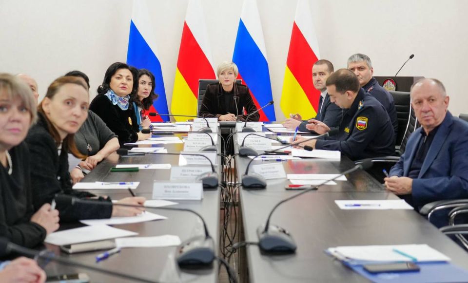 ����������� ������������ ������������� ��� � ������ ������� ������ � ������ ���������������� ������� ������� � ��������� �� ������������ ����������� ���������