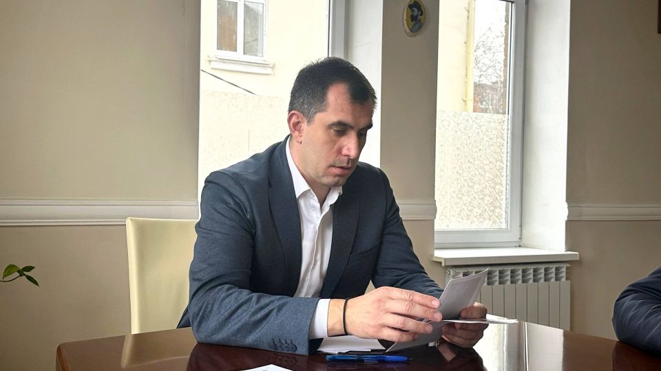 � ������������ �������� ���-������ ������ ����� �������