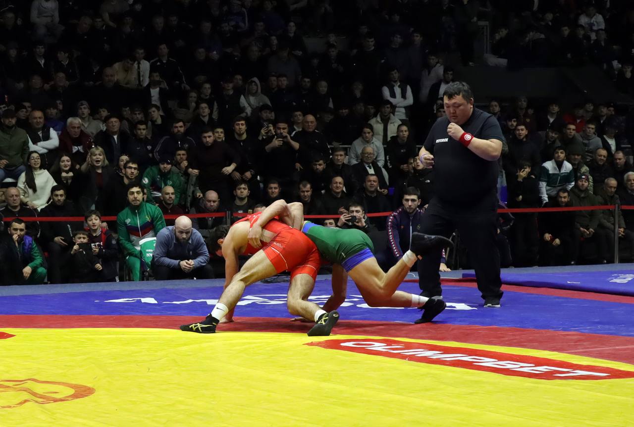 ФОТО! Финал весовой категории до 65 кг: Зелимхан Умаров (Дагестан) - Саид Гергоков (КБР) ФОТО! Финал весовой категории до 65 кг: Зелимхан Умаров (Дагестан) - Саид Гергоков (КБР)