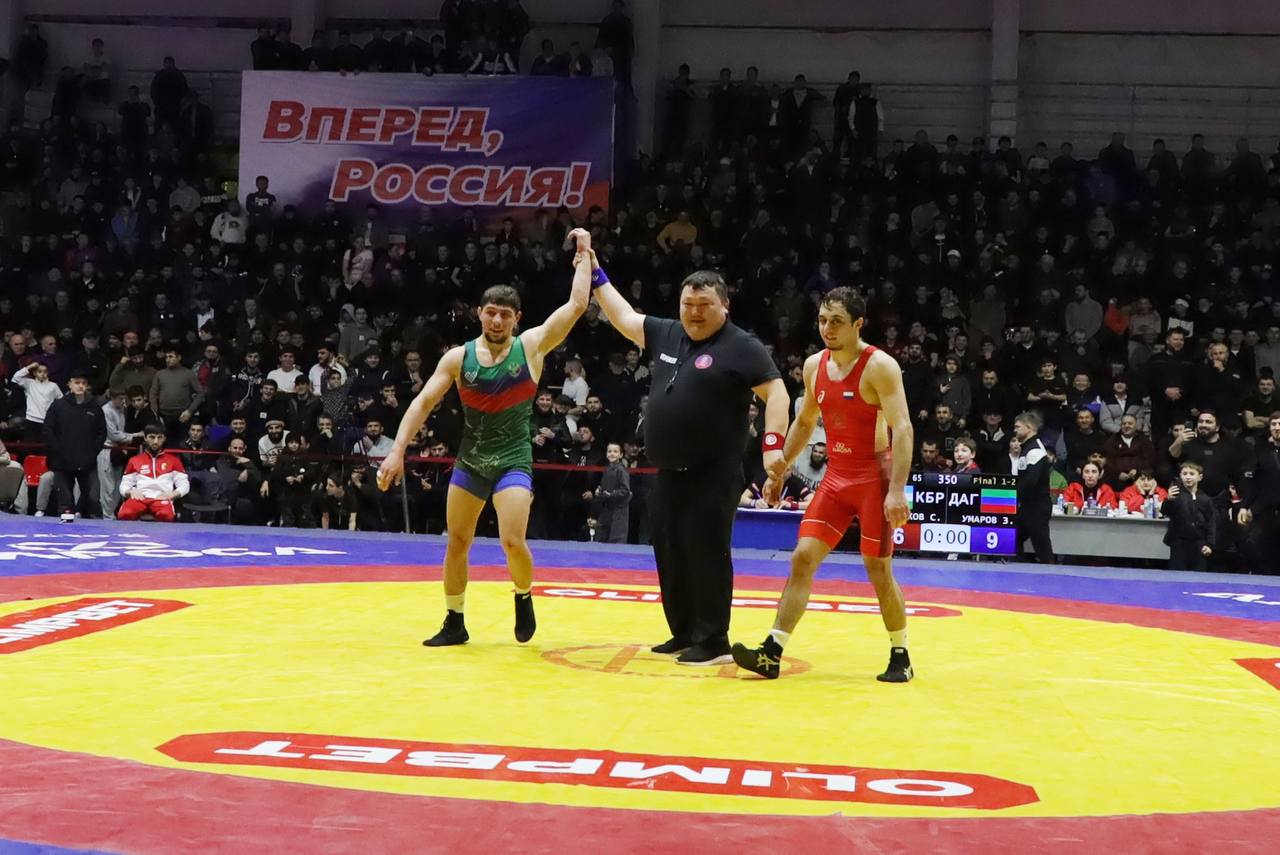 ФОТО! Финал весовой категории до 65 кг: Зелимхан Умаров (Дагестан) - Саид Гергоков (КБР) ФОТО! Финал весовой категории до 65 кг: Зелимхан Умаров (Дагестан) - Саид Гергоков (КБР)