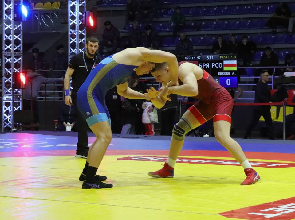 ����! ������ �� 3 ����� � ������� ��������� �� 97 ��: ����� ������ (������) - ���� ��������� (�������� ���.)