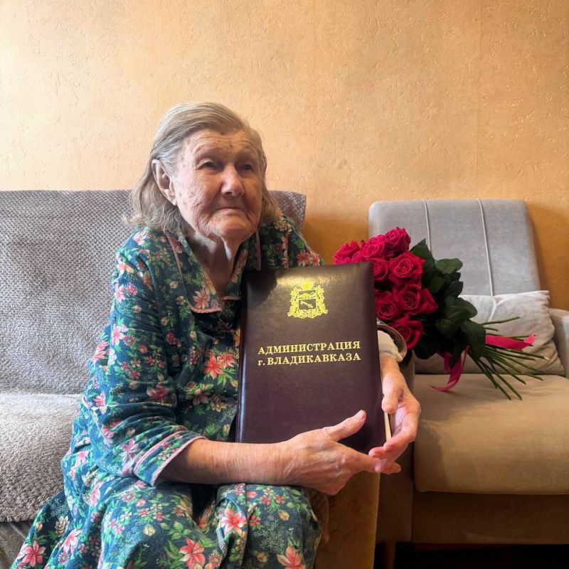 102 года исполнилось ветерану Великой Отечественной войны Валентине Каменевой