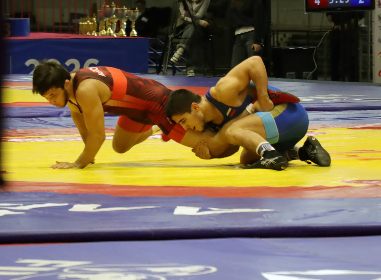 ФОТО! Финал весовой категории до 70 кг: Маирбек Меров (Кабардино-Балкария) - Рамазан Абдулкадыров (Дагестан) ФОТО! Финал весовой категории до 70 кг: Маирбек Меров (Кабардино-Балкария) - Рамазан Абдулкадыров (Дагестан)