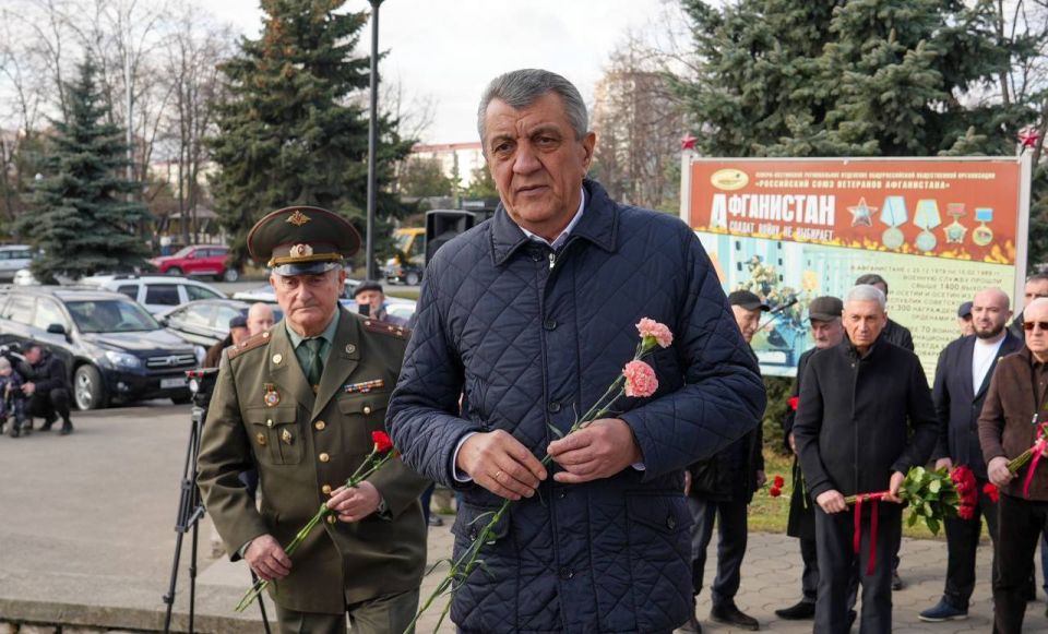 Глава РСО – Алания Сергей Меняйло принял участие в памятном мероприятии, посвященном 37-й годовщине вывода ограниченного контингента советских войск из Афганистана