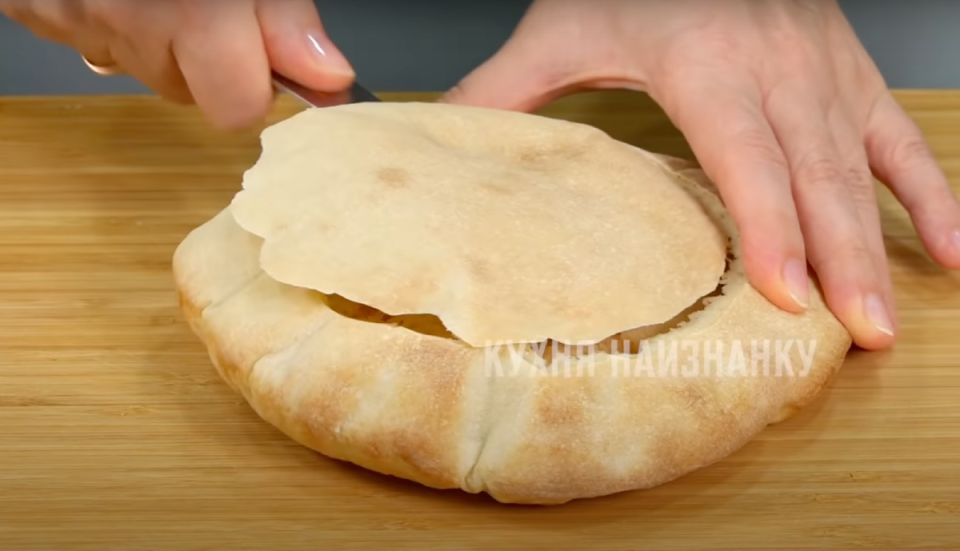 Праздничный греческий салат: оригинальный рецепт с нежными баклажанами и ореховым соусом