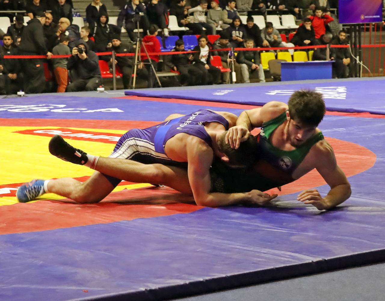 ФОТО! Финал весовой категории до 86 кг: Ахмад Мукутов (Дагестан) - Магомед Идрисов (Дагестан) ФОТО! Финал весовой категории до 86 кг: Ахмад Мукутов (Дагестан) - Магомед Идрисов (Дагестан)