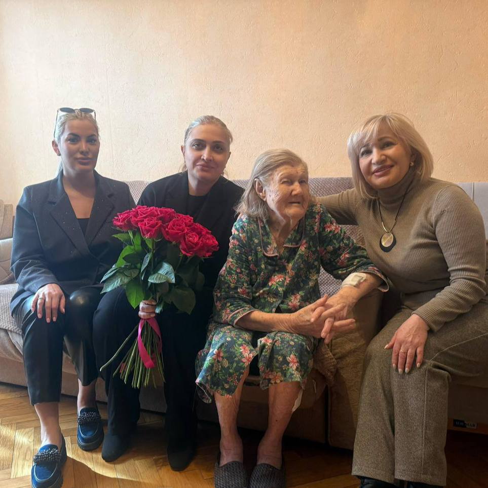 102 года исполнилось ветерану Великой Отечественной войны Валентине Каменевой 102 года исполнилось ветерану Великой Отечественной войны Валентине Каменевой