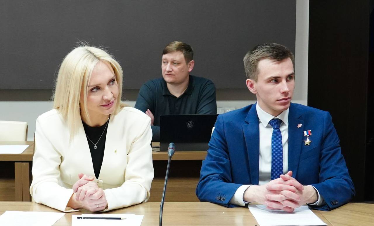 Глава РСО – Алания Сергей Меняйло провел заседание регионального координационного совета по взаимодействию с Общероссийским движением детей и молодежи «Движение Первых» Глава РСО – Алания Сергей Меняйло провел заседание регионального координационного совета по взаимодействию с Общероссийским движением детей и молодежи «Движение Первых»