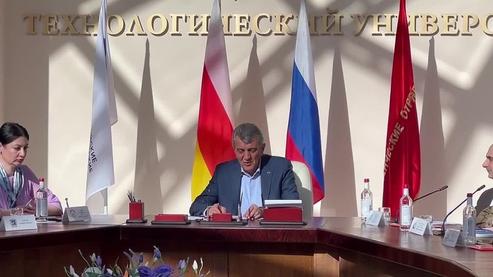 �������: ����������� ����� ��� � ��� �������� ����� � ������� ��������� � ������������ ������. �� ������ ��������� � ���� ������ � ����� ����� �����, ������� �����-�� ����