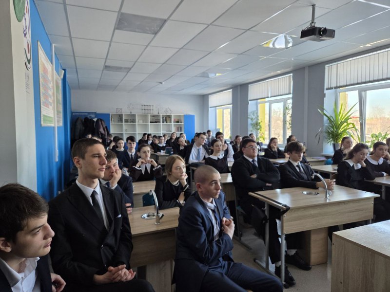 Сотрудники ЦПЭ МВД Северной Осетии провели профилактические беседы с учащимися школ, обсудили ответственность за террористические преступления Сотрудники ЦПЭ МВД Северной Осетии провели профилактические беседы с учащимися школ, обсудили ответственность за террористические преступления