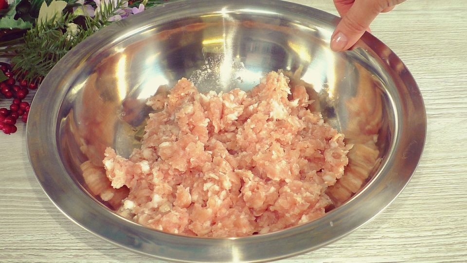 Нежные котлеты с капустой: простой и вкусный рецепт на обед