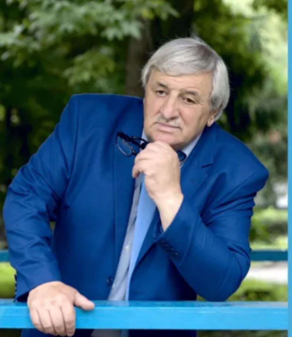 Рухсаг у, Витали. Й цардй ахицн курдиатджын фыссг, тлмацгнг, журналист, Урсейы фысджыты цдисы унг, журнал «Ирф»-ы брнон нымрдар, хларзрд м ирд адймаг, Ирыстоны зынгзрд патриот Колыты Витали