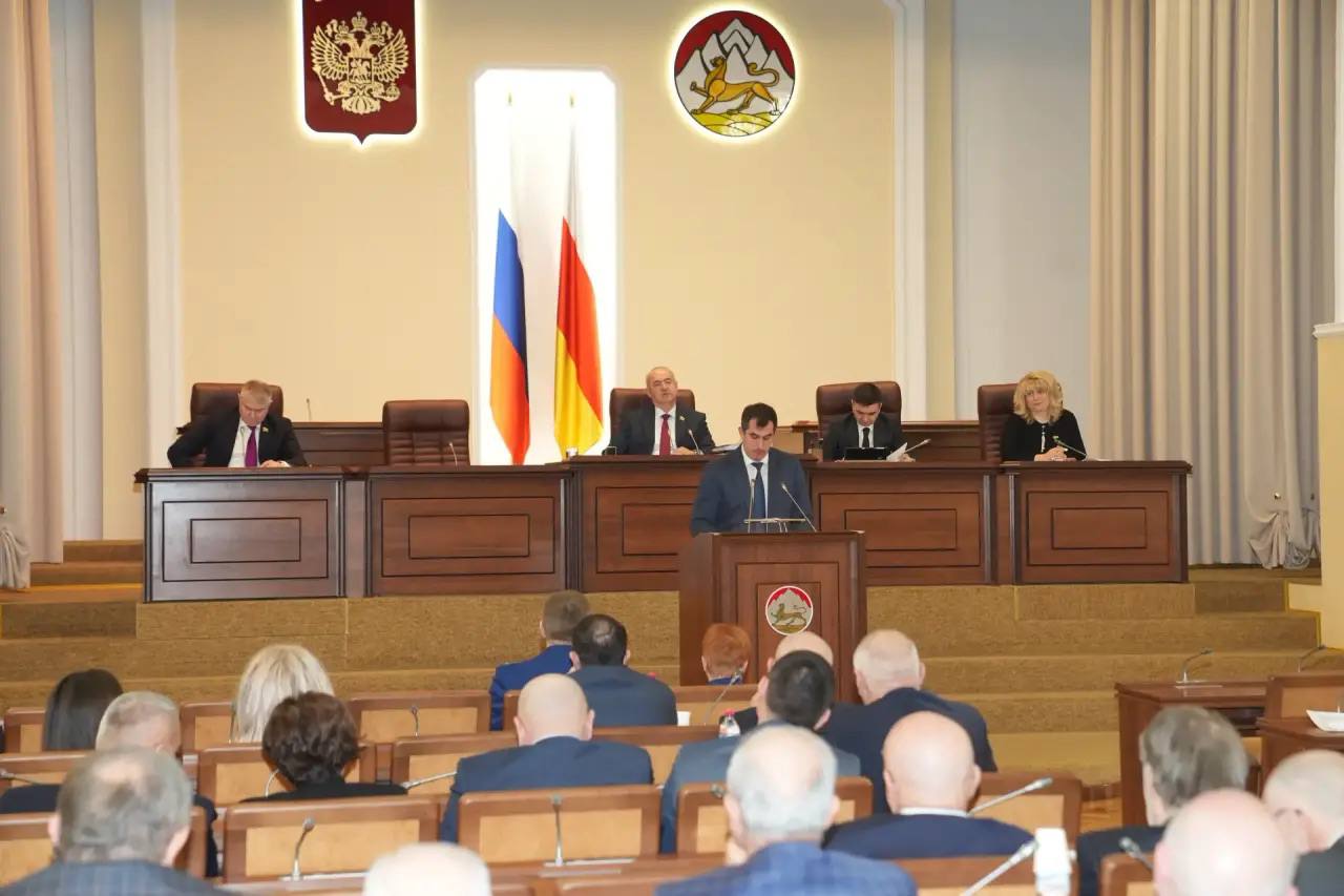 Принял участие в Заседании Парламента РСО-Алания Принял участие в Заседании Парламента РСО-Алания