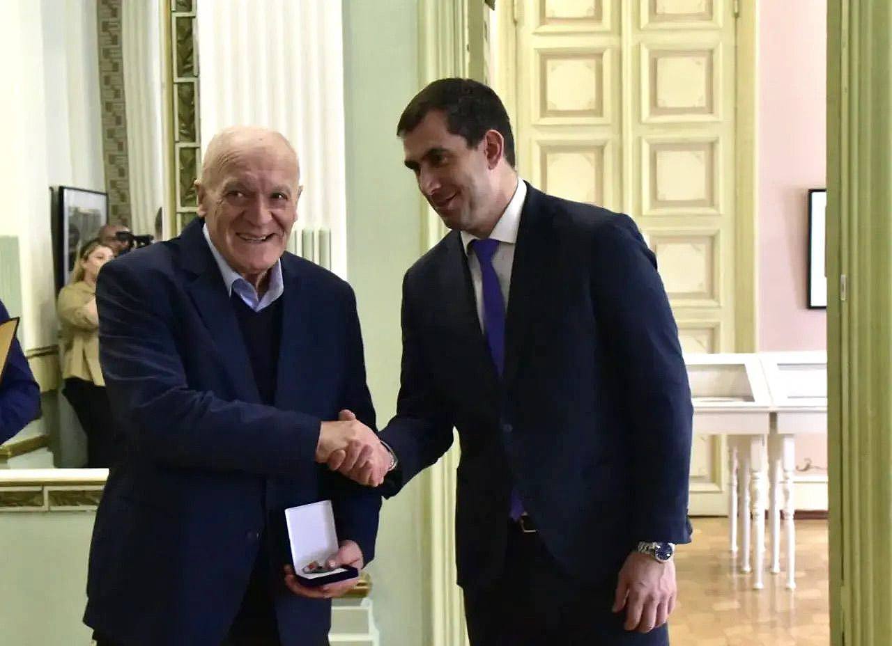 Торжественное награждение деятелей культуры РСО-Алания прошло в Художественном музее имени Махарбека Туганова Торжественное награждение деятелей культуры РСО-Алания прошло в Художественном музее имени Махарбека Туганова