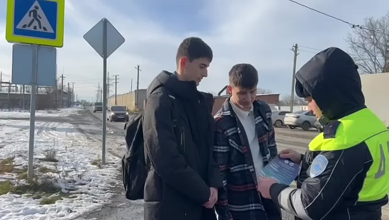 Сотрудники Госавтоинспекции Пригородного района провели профилактическую акцию «Пропусти пешехода!»