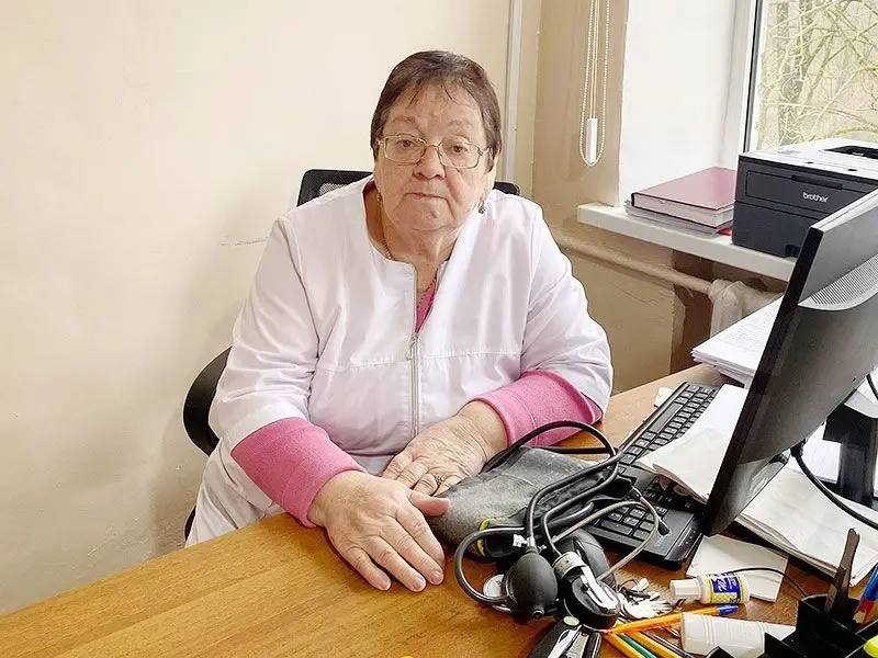 ИЗ СВЕЖЕГО НОМЕРА. . Полвека в белом халате Утро в терапевтическом отделении Ирафской центральной районной больницы начинается с обхода