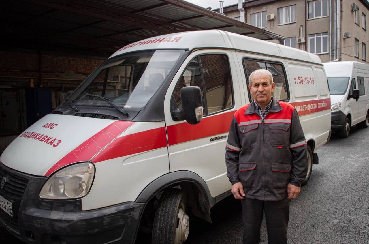 В преддверии профессионального праздника работников ЖКХ рассказываем о людях, от которых зависит работа системы жизнеобеспечения Владикавказа, его комфорт и безопасность В преддверии профессионального праздника работников ЖКХ рассказываем о людях, от которых зависит работа системы жизнеобеспечения Владикавказа, его комфорт и безопасность