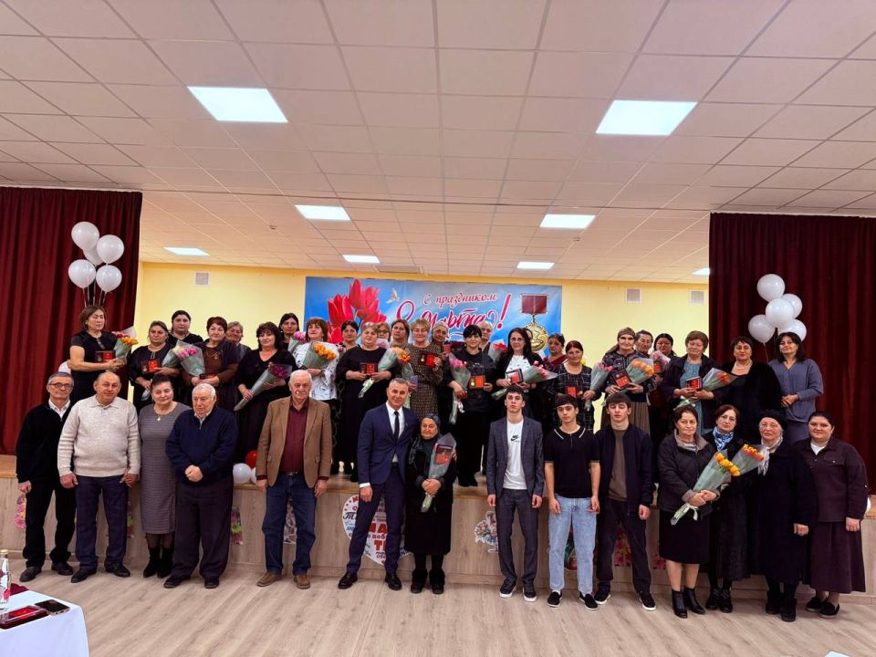 В селении Комсомольское прошло трогательное мероприятие, приуроченное к 8 марта