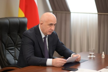 ������ ��������� � ������������ ������������ ������������� � �����������, ���������� ���������������� � ���������� �� ���������� ������� ��� �������