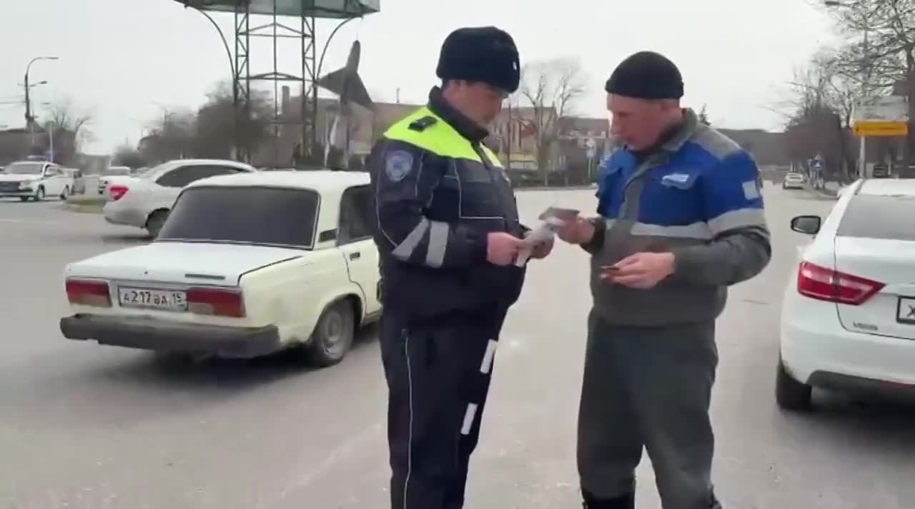 Сотрудники Госавтоинспекции Моздокского района провели профилактическую акцию «Ремень безопасности! Пристегнись!»