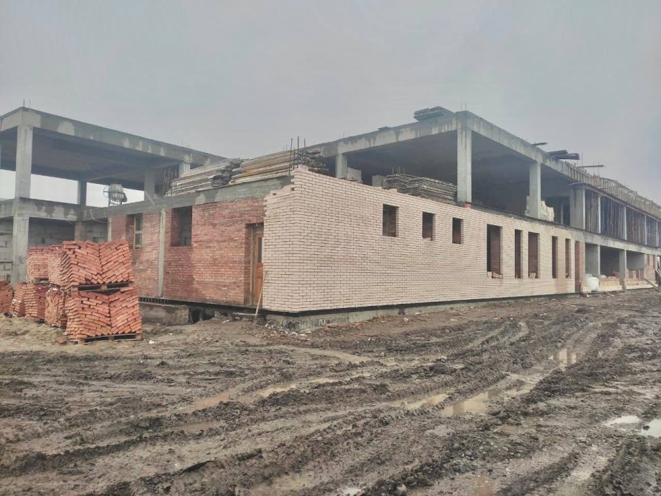 В селении Майское продолжается строительство нового детского сада на 120 мест