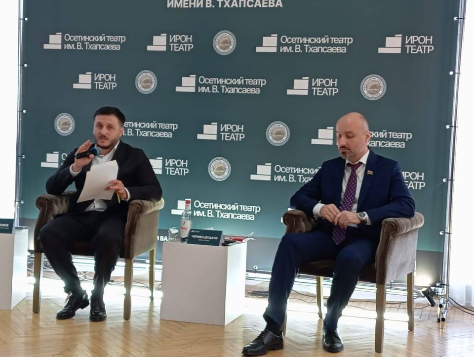 В СОГАТ им. В. Тхапсаева началась пресс-конфренция для СМИ