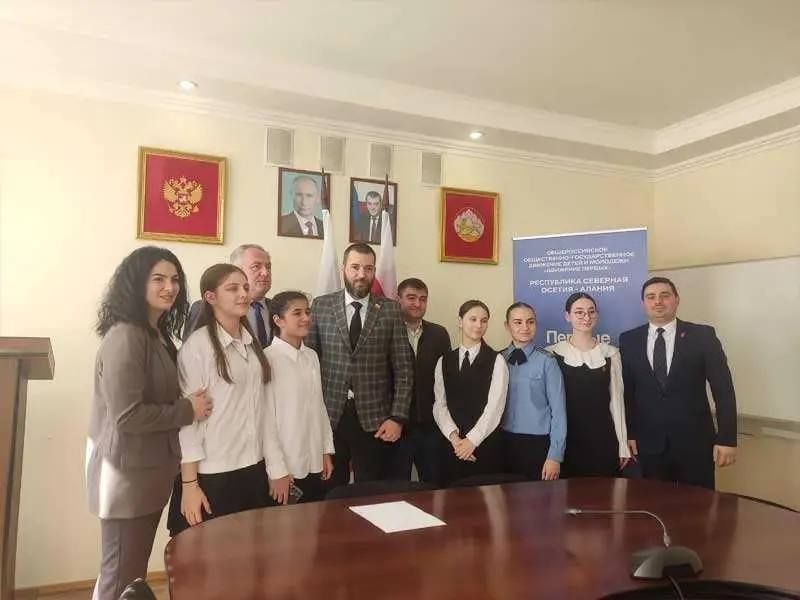 ИЗ СВЕЖЕГО НОМЕРА. . Ставка – на молодежь! В Алагире под председательством главы района Вячеслава ДЕМУРОВА состоялось заседание местного координационного совета по взаимодействию с Северо-Осетинским региональным...