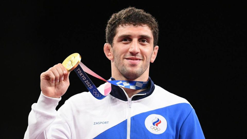 Олимпийский чемпион Заурбек Сидаков отмечает 30-летний юбилей