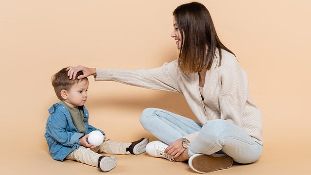 Работодателям хотят запретить испытательный срок для матерей с детками до трех лет