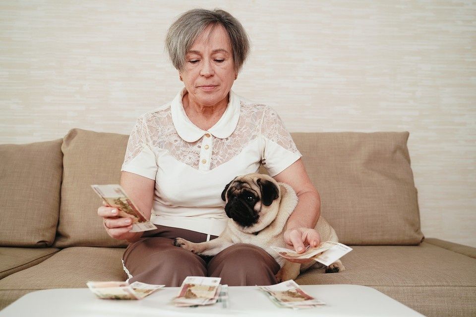 Недостаток пенсионных баллов: смоляне ищут выход