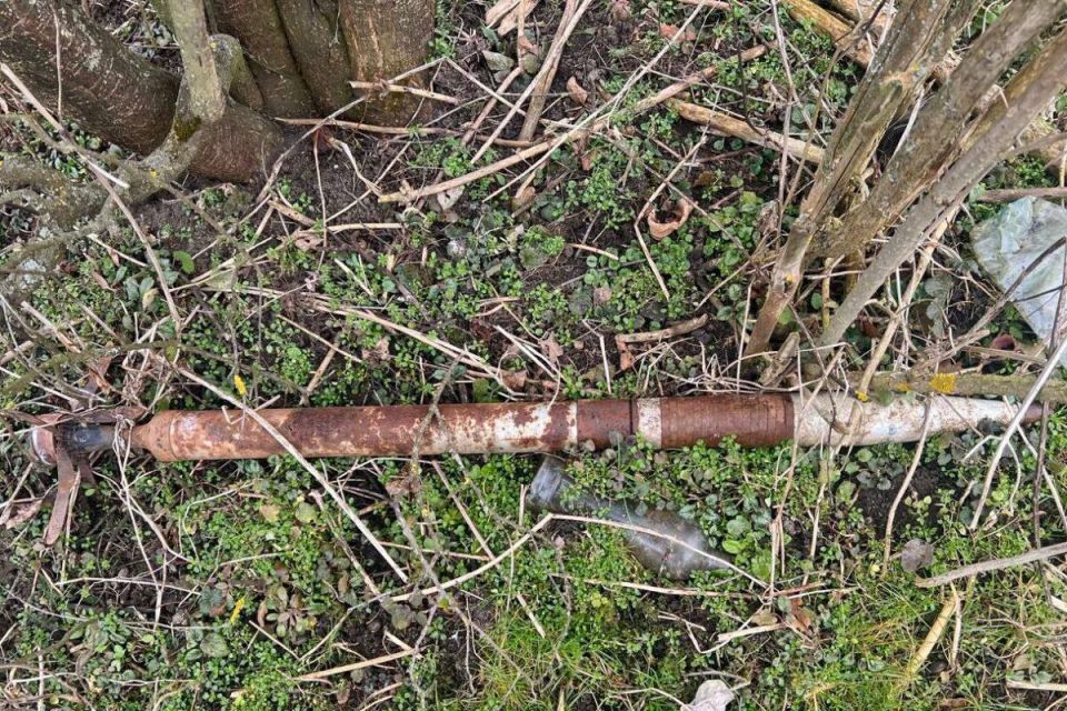 В Северной Осетии взрывотехники Росгвардии обследовали и уничтожили опасный предмет, обнаруженный на окраине села Тарского Пригородного района