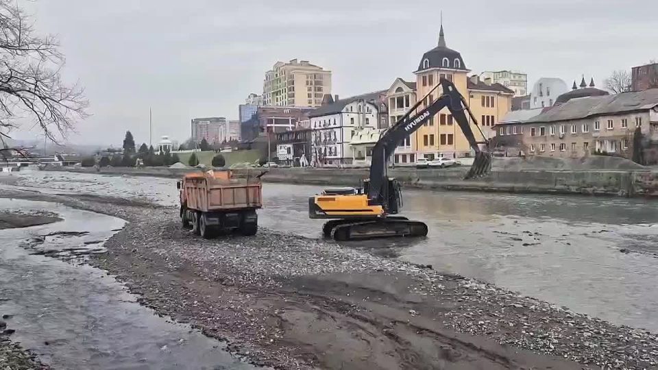 ��������� ����� ������ �� ������������ ���� � ����������� �������