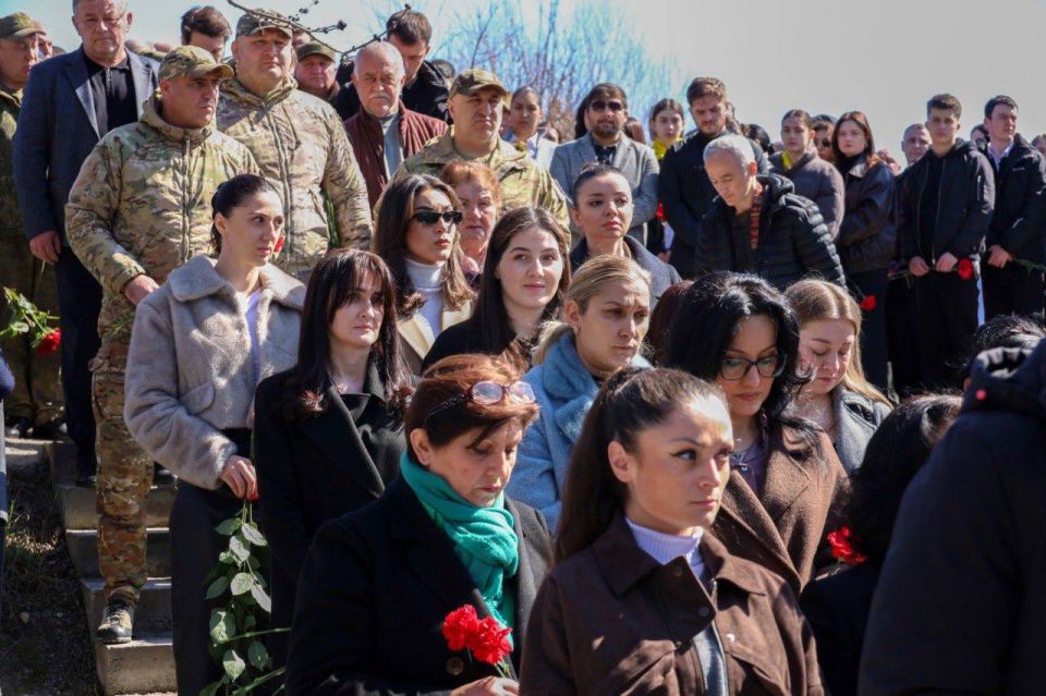 ������ ����� �������� �������� ������� � ����� ������