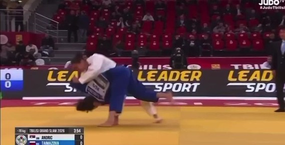 Мадина Таймазова побеждает Александру Андрич одним ваза-ари и будет бороться за золото в Тбилиси