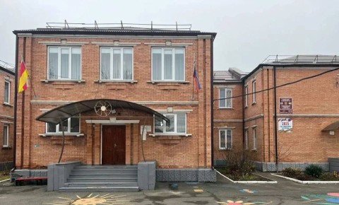 Сергей Меняйло: Продолжаем обновление дошкольных учреждений республики: приступили к капремонту детского сада №2 в селении Сунжа