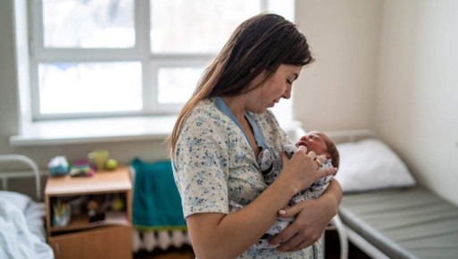 В Госдуме предложили увеличить пособие на рождение ребенка до 50 тысяч рублей