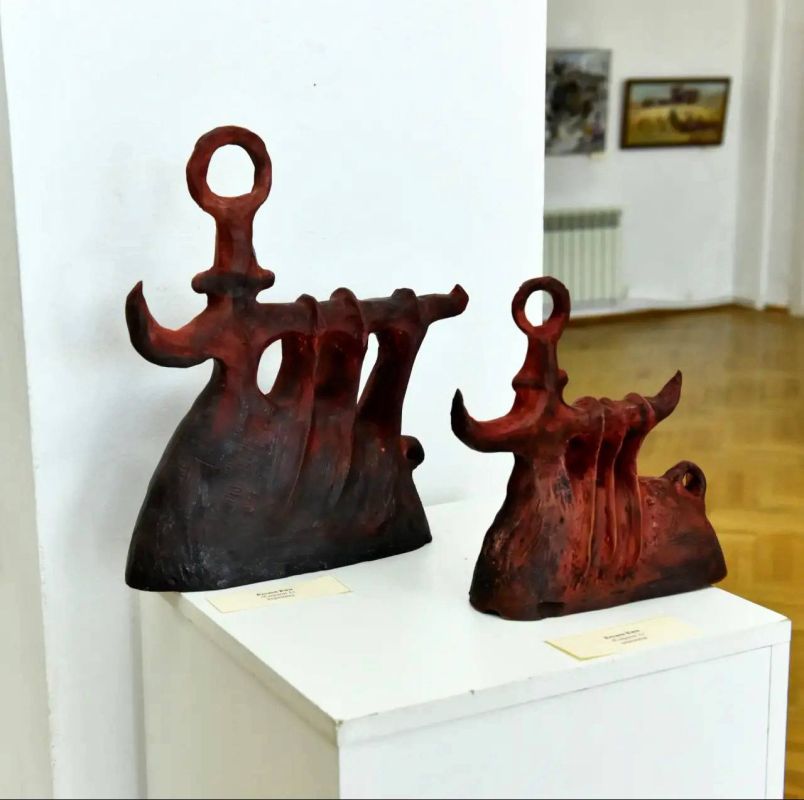 В выставочном зале Союза художников РСО-Алания прошло открытие ежегодной молодежной выставки «Молодость Осетии»