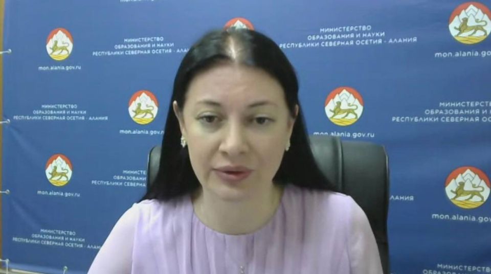 ����� ������ ��������� ������� ������� � ������������� �� �������� ����� � �������� � ���������