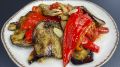 Яркий маринованный перец с баклажанами: идеальная закуска на лето