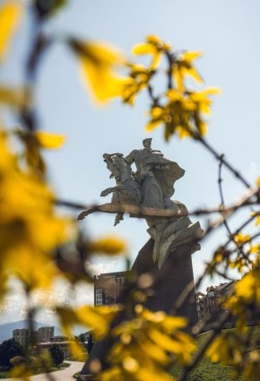 � ������ �����