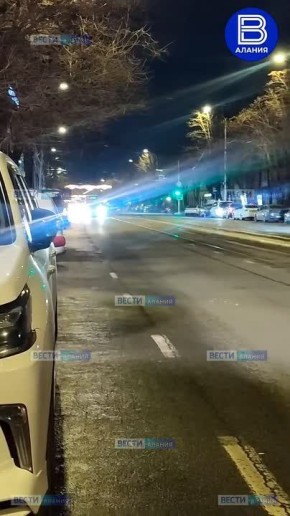 Движение трамваев на проспекте Коста, в районе ул. Бр. Газдановых, приостановлено из-за обрыва электропровода