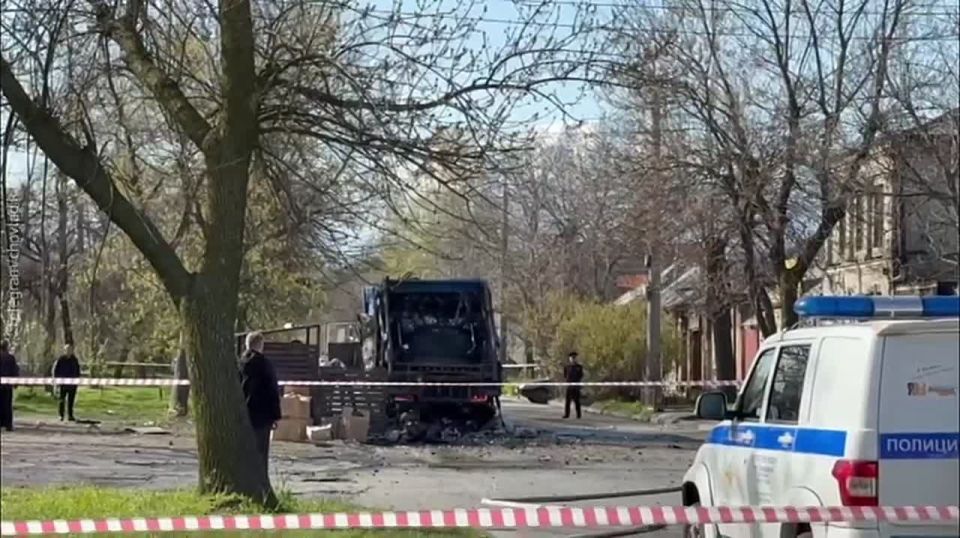 Взрыв произошел во время погрузки мусорных контейнеров во Владикавказе — погиб cотрудник коммунальных служб