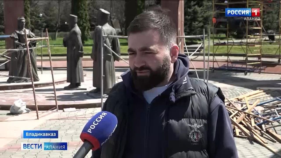 Реставрацию скульптурной композиции "Послы у императрицы" на Мемориале Славы планируют завершить к 9 мая