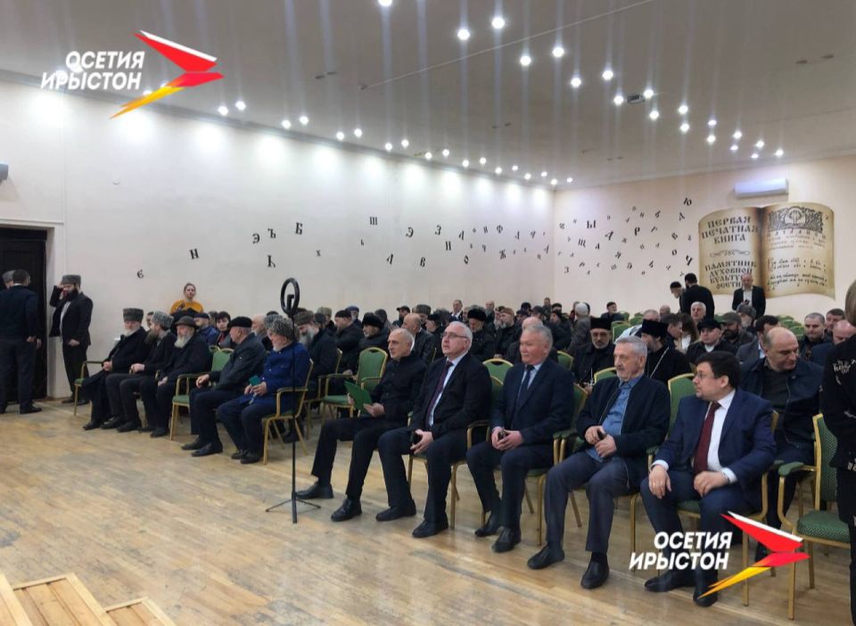 В Национальной библиотеке прямо сейчас проходит молодежный форум о формировании гражданского единства