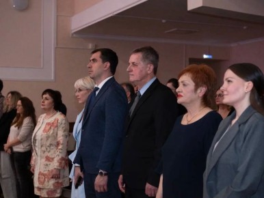 ���� � ������� ��� �����������-������ ������� ���� ��������