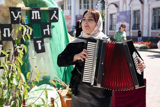 Международный конкурс исполнителей на кавказской гармонике имени заслуженной артистки России, гармонистки Ирины Мистуловой пройдет в Северной Осетии