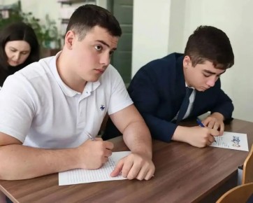 Свыше 14 тысяч человек написали Глобальный диктант по осетинскому языку