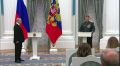 Сергей Меняйло: Президент России Владимир Путин передал «Золотую Звезду» Героя России родителям нашего земляка, лейтенанта Василия Марзоева, удостоенного этого высокого звания посмертно