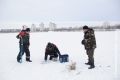 Лунки для жизни: как на Гомельщине спасают рыбу от мороза